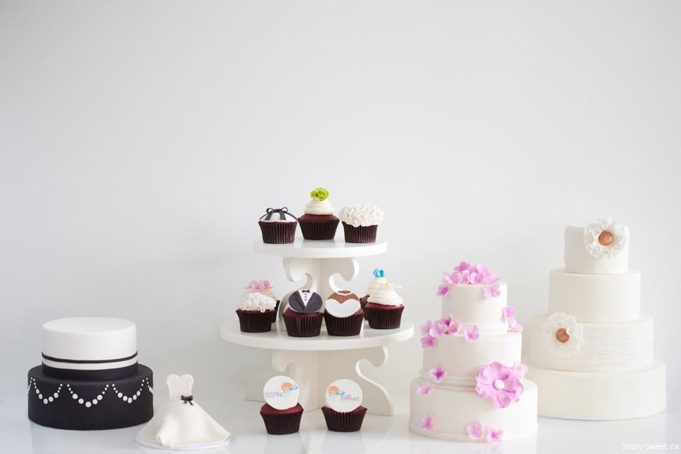 real wedding cakes Simply Sweet uses Styrofoam layers circle square real wedding cakes Simply Sweet uses Styrofoam layers circle square